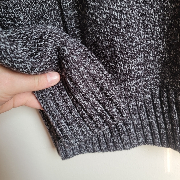 Karen Scott Women's Gray Quarter-Zip knit Sweater. Sz. M - Picture 3 of 6